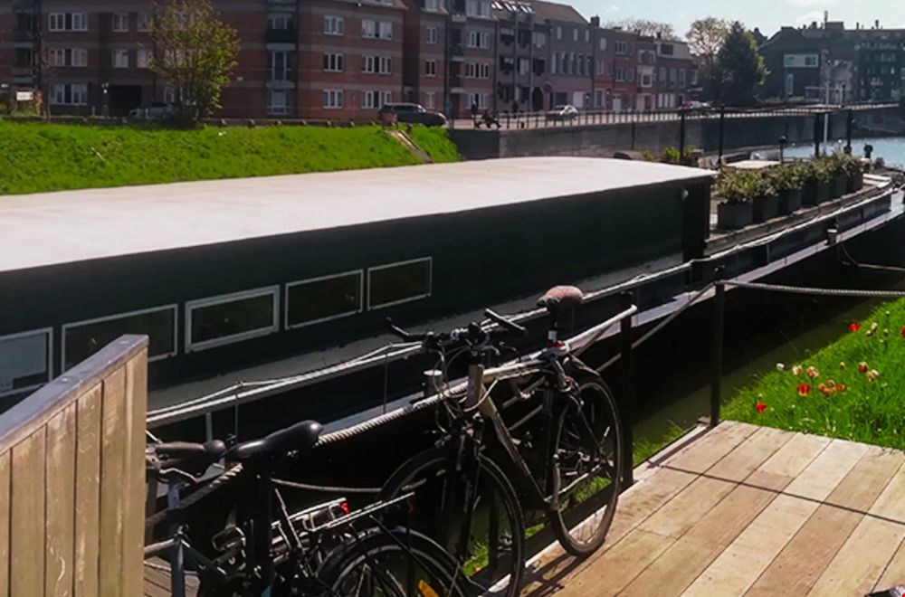 Slapen op een woonboot in Gent
